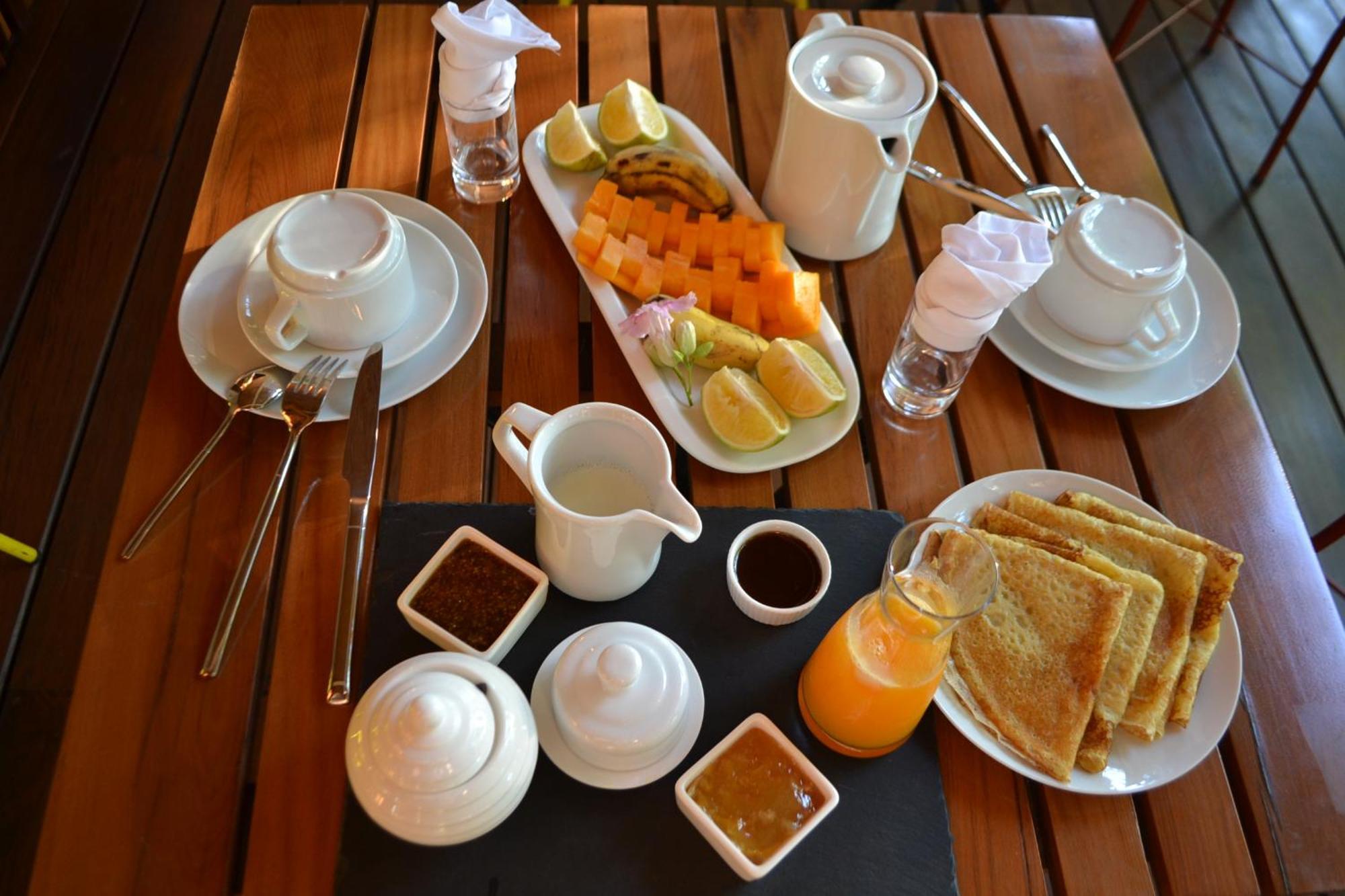 Hotel Kily House Morondava Esterno foto
